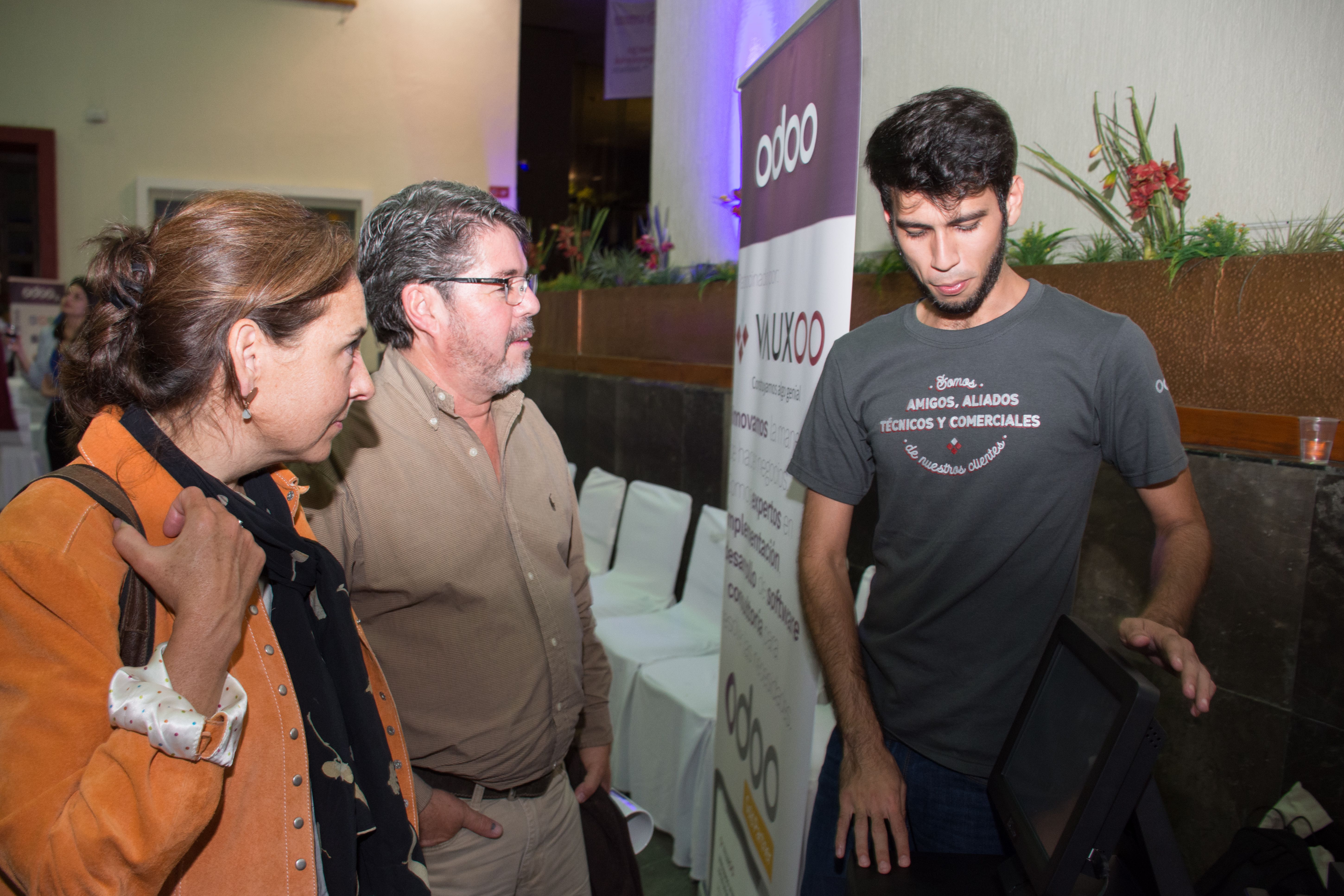 Odoo • Una imagen con una leyenda